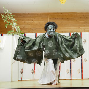 綱分八幡宮　放生会御神幸祭　神楽　汐汲み