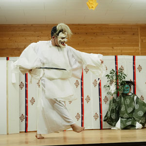 綱分八幡宮　放生会御神幸祭　神楽　岩戸