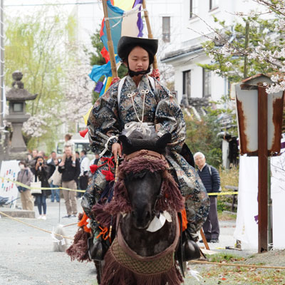 2025年3月　三柱神社　流鏑馬　母衣引き　永松　礼羽
